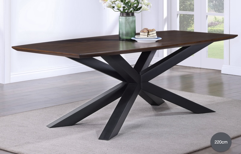 Screenshot Nevada fixed 150cm dining table and 4 jade dining chairs