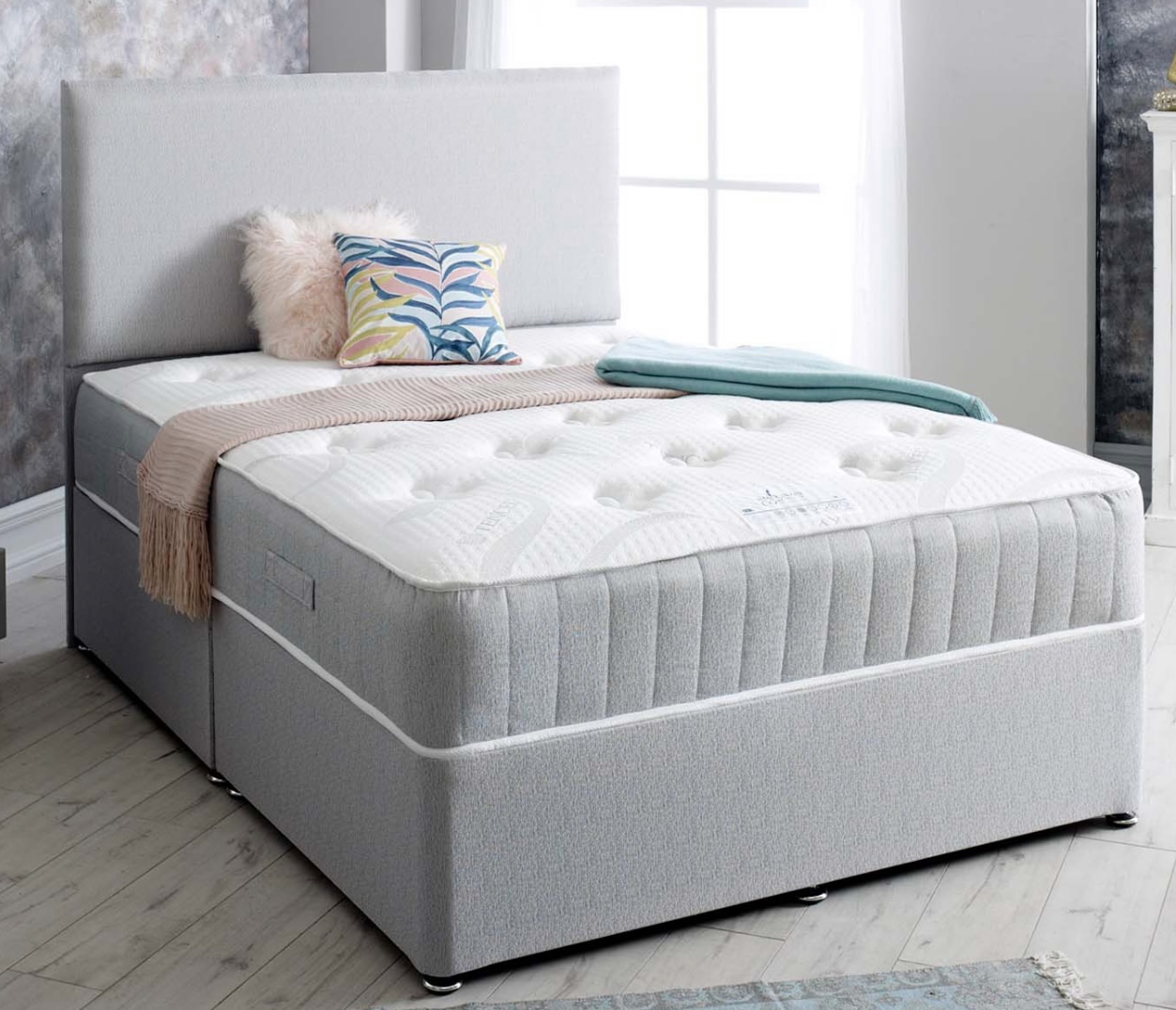 Screenshot Coral memory foam and pocket sprung divan set