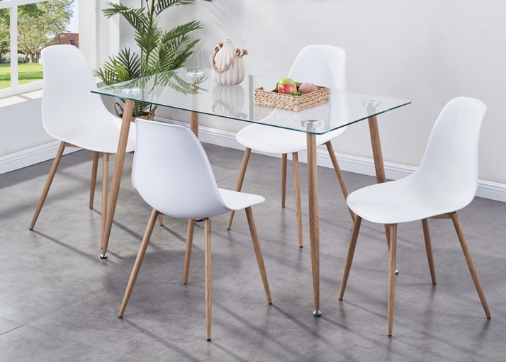 Screenshot Milana dining table and 4 chairs