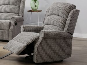 Windsor manual reclining armchair