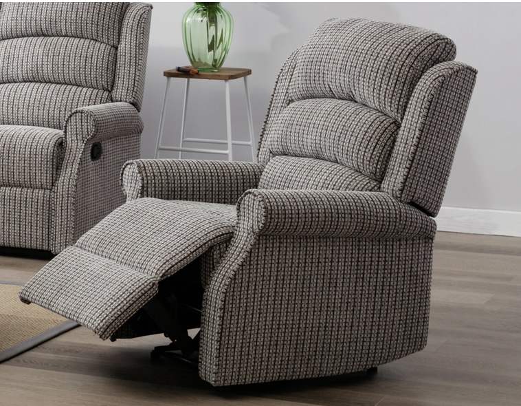 Screenshot Windsor manual reclining armchair