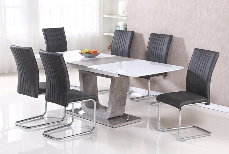 Screenshot Castello 160cm extending dining table and 6 chairs
