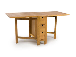 Hampshire oak gateleg table