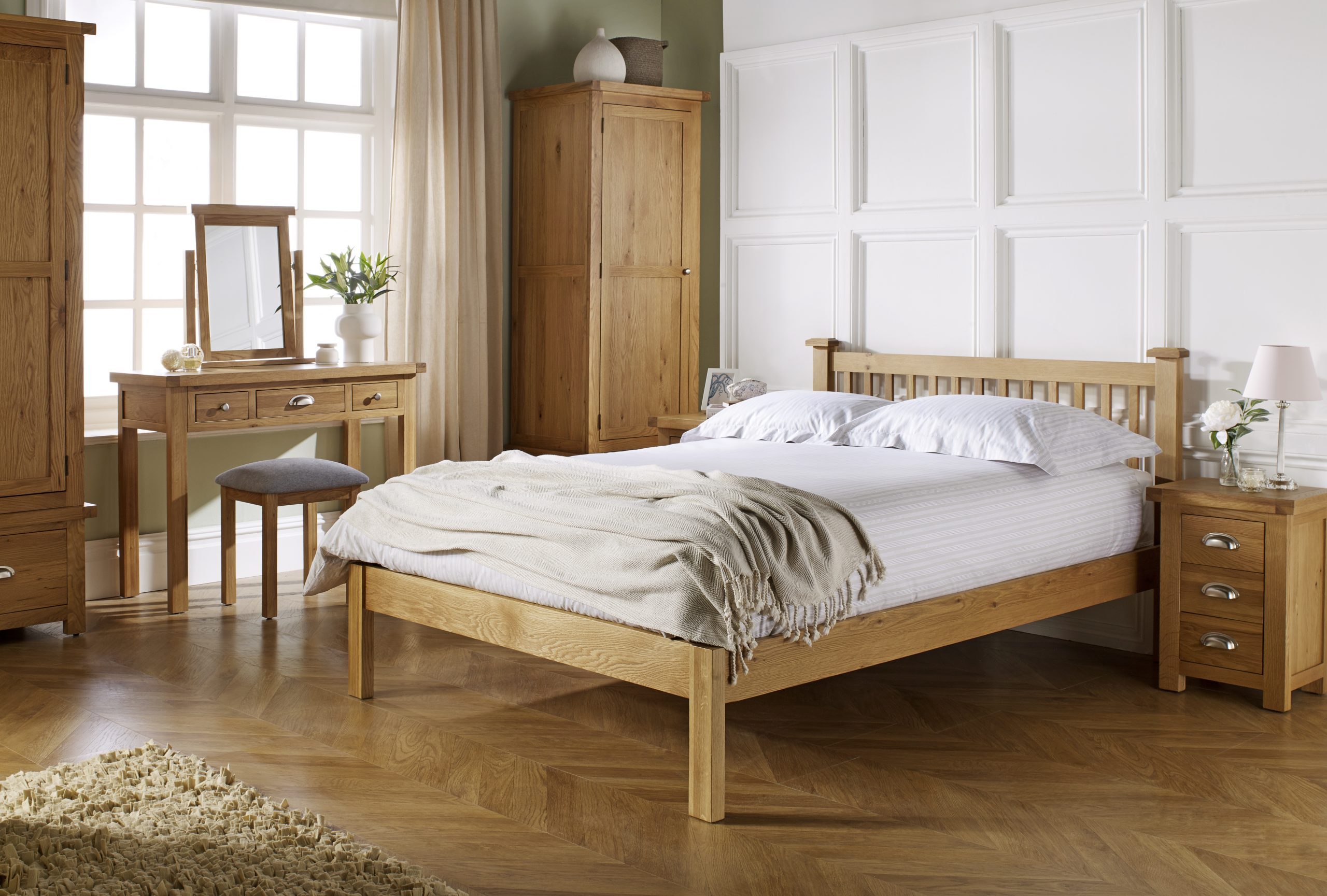 Wobb46oak. 1-scaled-1. Jpg Woburn oak bedframe