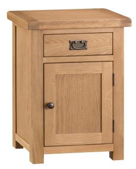 D_co-scup. Jpg Comet oak small cupboard