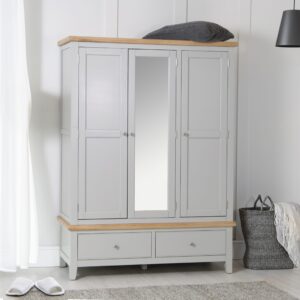 Eastry Oak painted 3 door robe