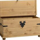 Corona storage trunk